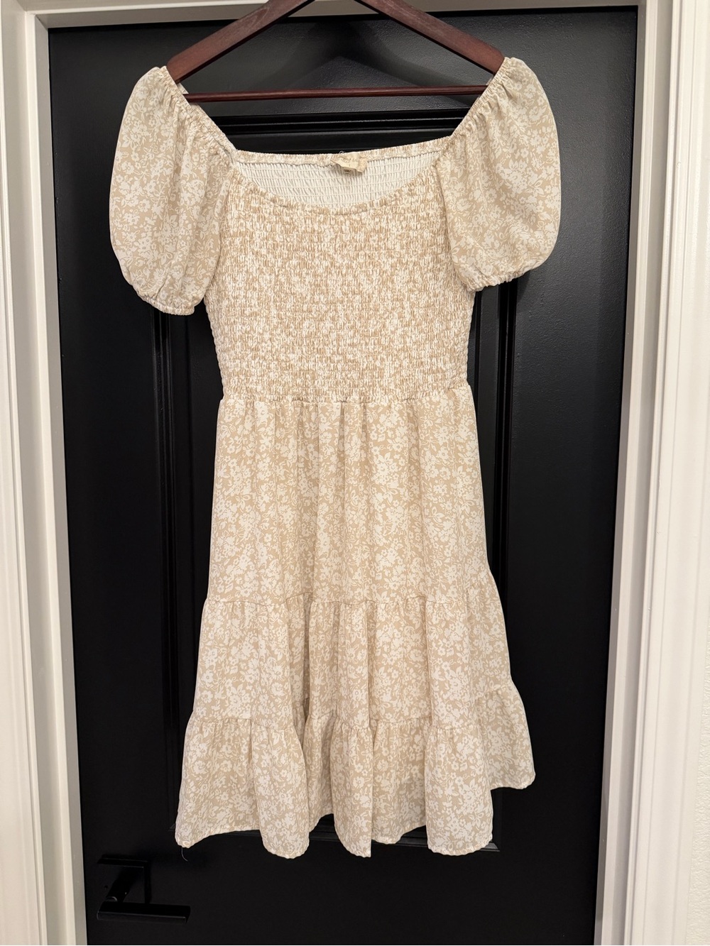 Altard State Cream Floral Smocked Puff Sleeve Dress